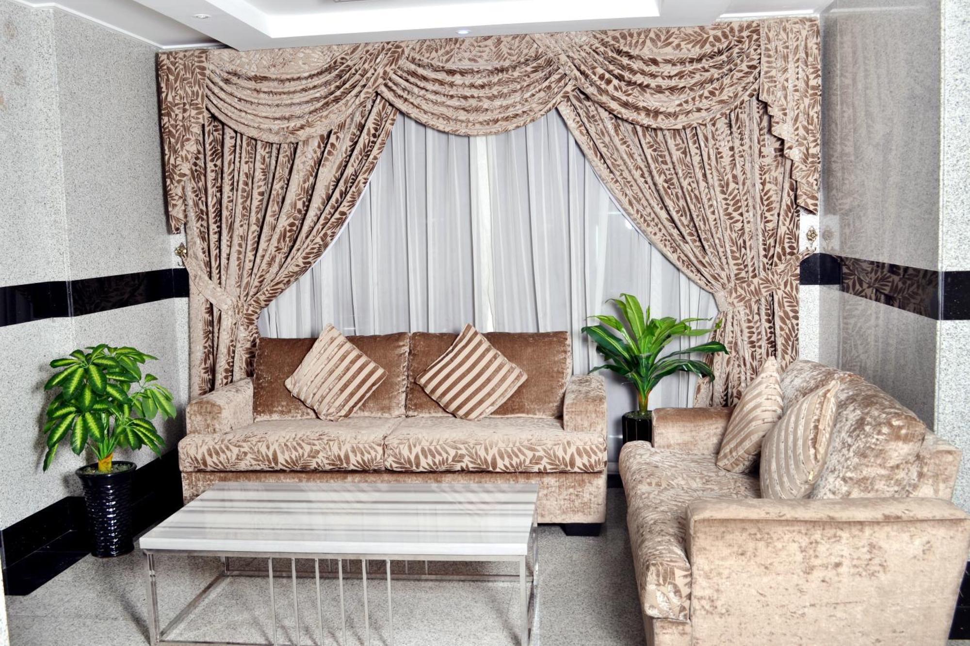 אג'מן Sara Hotel Apartments מראה חיצוני תמונה