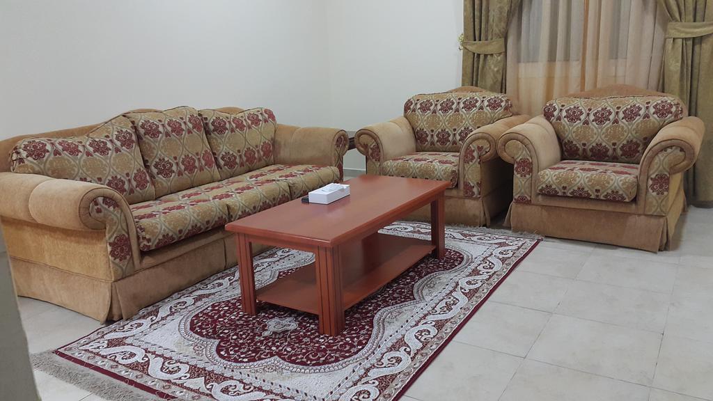 אג'מן Sara Hotel Apartments מראה חיצוני תמונה